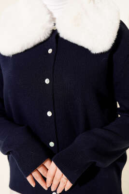 Yakası Kürklü Triko Kısa Hırka Lacivert - Hırka