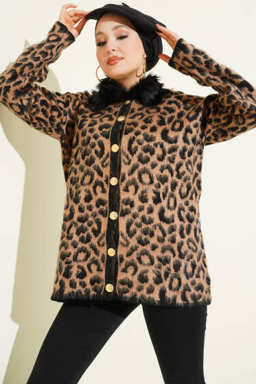 Yakası Kürklü Triko Leopar Hırka - Hırka