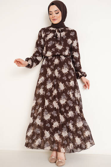 Yakası Kuşaklı Çiçek Desenli Elbise Kahve - Tesettür Elbise