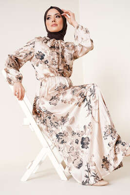 Yakası Kuşaklı Saten Elbise Bej 