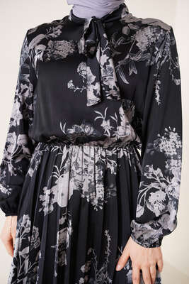 Yakası Kuşaklı Saten Elbise Siyah - Tesettür Elbise