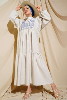 Yakası Nakış İşlemeli Keten Elbise Saks - Tesettür Elbise