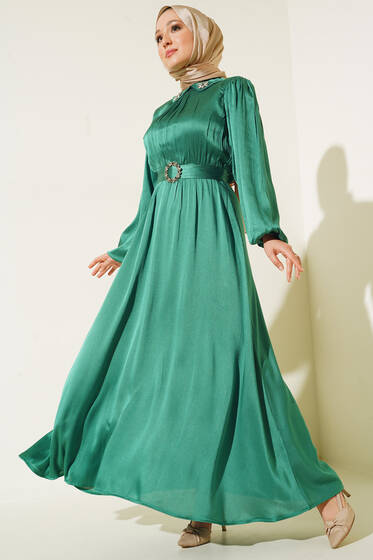 Yakası Parlak Taş Detaylı Elbise Zümrüt - Tesettür Elbise