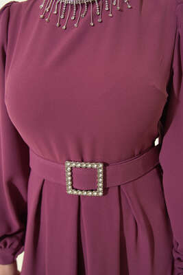 Yakası Püskül Taş Süslemeli Elbise Magenta - Thumbnail