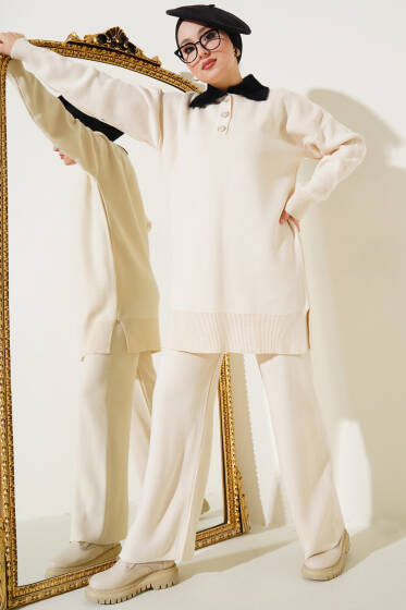 Yakası Sakallı Triko İkili Takım Bej - Triko
