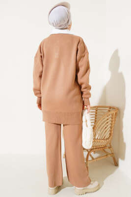 Yakası Sakallı Triko İkili Takım Bisküvi - Triko İkili Takım