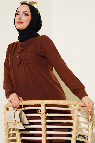 Yakası Taşlı Düğmeli Tunik Kahve - Tunik
