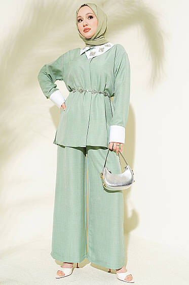 Yakası Taşlı Gizli Düğmeli İkili Takım Çağla Yeşili - İkili Takım