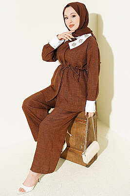 Yakası Taşlı Gizli Düğmeli İkili Takım Kahve 