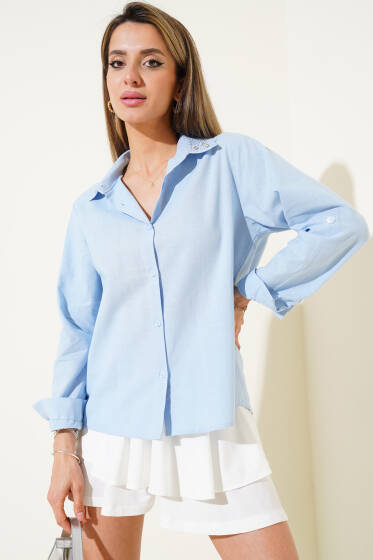 Yakası Taşlı Keten Gömlek Mavi - Kadın Giyim Modelleri