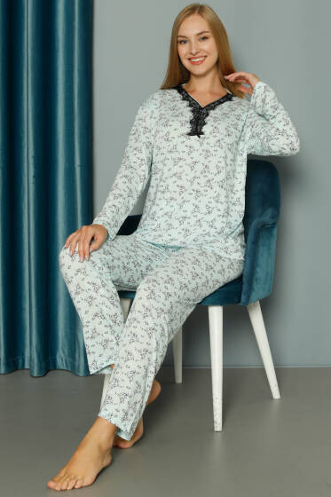 Yakası V Dantelli Desenli Viskon Pijama Takımı Buz Mavisi - Pijama & Gecelik