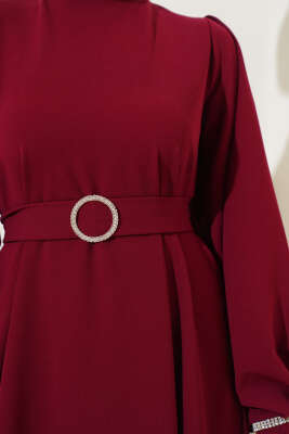 Yakası ve Bileği Taşlı Elbise Bordo - Tesettür Elbise