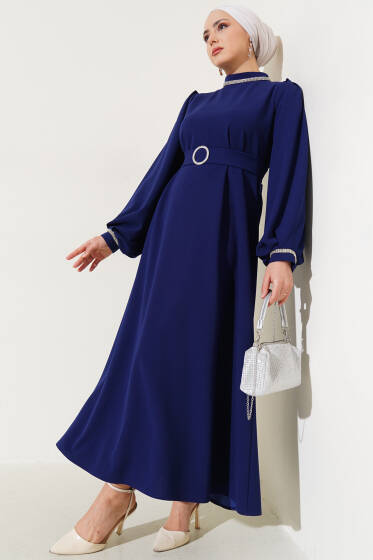 Yakası ve Bileği Taşlı Elbise Lacivert - Elbise