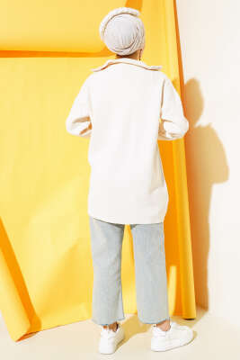 Yakası Yarım Fermuarlı Triko Tunik Bej - Triko Tunik