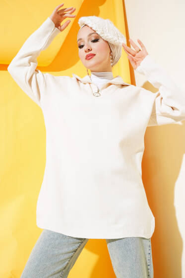 Yakası Yarım Fermuarlı Triko Tunik Bej - Tunik