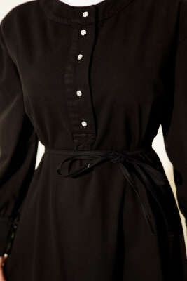 Yakası Yarım Metal Düğmeli Kot Elbise Siyah - Elbise