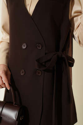 Yan Bağlama Detaylı Yelekli İkili Takım Kahve - İkili Takım