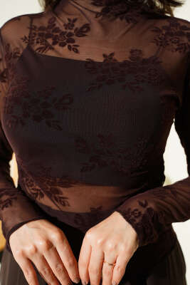 Yan Büzgülü Desenli Tül Bluz Acı Kahve - Kadın Giyim Modelleri