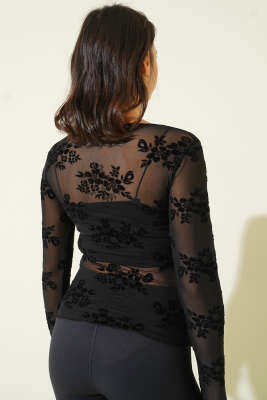 Yan Büzgülü Desenli Tül Bluz Siyah - Yılın Fırsatı