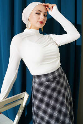 Yan Büzgülü Dik Yaka Sandy Bluz Ekru - VAV TEKSTİL