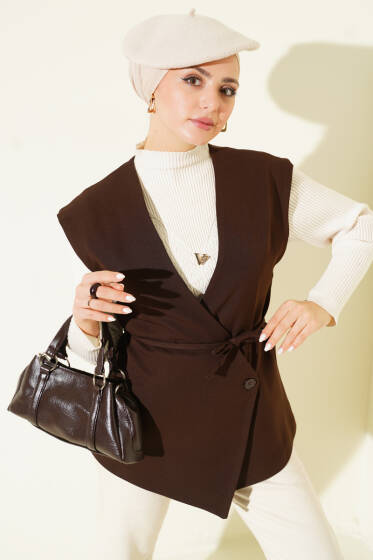 Yan Düğmeli İp Bağcıklı Yelek Kahve - Yelek