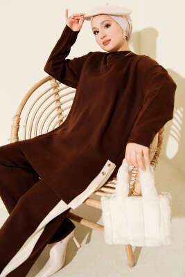 Yan Şerit Detaylı Triko İkili Takım Kahve - NESSİA