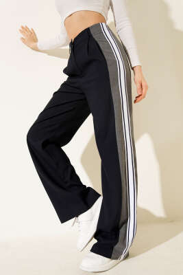 Yan Şerit Garnili Palazzo Pantolon Lacivert - QUZU