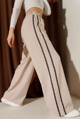 Yan Şeritli Bel Lastikli Palazzo Pantolon Bej - QUZU