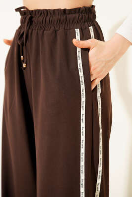 Yan Şeritli Bel Lastikli Palazzo Pantolon Kahve - Kadın Giyim Modelleri