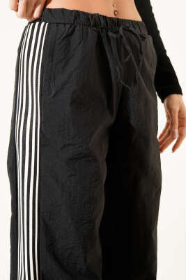 Yan Şeritli Paraşüt Pantolon Siyah - Kadın Giyim Modelleri