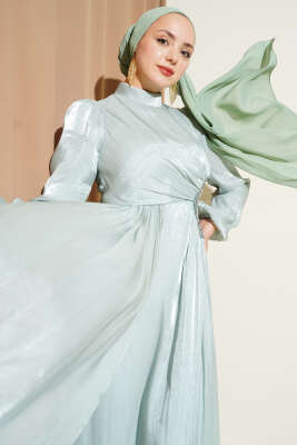 Yan Taş Detaylı Büzgülü Abiye Elbise Mint - Elbise