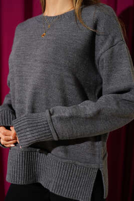 Yan Yırtmaç Detaylı Triko Kazak Füme - Kadın Giyim Modelleri