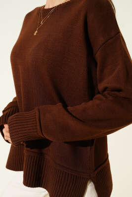 Yan Yırtmaç Detaylı Triko Kazak Kahve - Kadın Giyim Modelleri