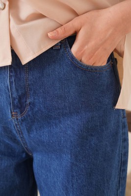 Yan Yırtmaçlı Bol Orta Kot Pantolon - Thumbnail