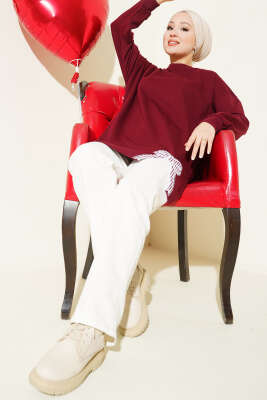 Yan Yırtmaçlı Kurdele Nakış Detaylı Tunik Bordo - Tunik