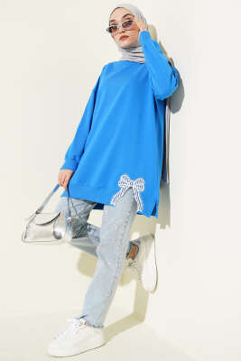 Yan Yırtmaçlı Kurdele Nakış Detaylı Tunik Saks - Tunik