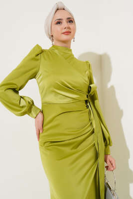 Yandan Bağlamalı Saten Elbise Yağ Yeşili - Tesettür Elbise