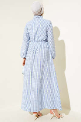 Yandan Bağlamalı Taş Düğmeli Gofre Elbise Mavi - Tesettür Elbise