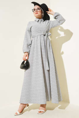 Yandan Bağlamalı Taş Düğmeli Gofre Elbise Siyah 