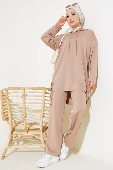 Yanı Bağlamalı Kapüşonlu İkili Takım Latte - İkili Takım