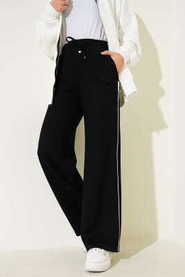 Yanı Biyeli Bel Lastikli Pantolon Siyah - Yılın Fırsatı