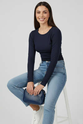 Yanı Büzgülü Body Lacivert 