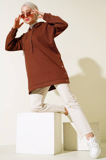 Yanı Çıtçıtlı Kapüşonlu Tunik Kahve - Tunik