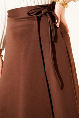 Yanı İp Bağcıklı Scuba Etek Kahve - Etek