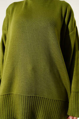 Yanı Yırtmaçlı Oversize Triko Tunik Yağ Yeşili - Tunik