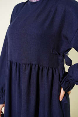 Yanları Bağlamalı Kloş Elbise Lacivert - Elbise