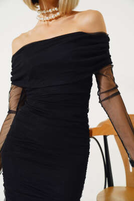 Yanları Büzgülü Tül Midi Elbise Siyah - Kadın Giyim Modelleri