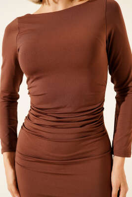 Yanları Büzgülü Uzun Kol Midi Elbise Kahve - Yılın Fırsatı