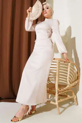 Yanları Çapraz İp Bağlamalı Saten Elbise Bej - Tesettür Elbise