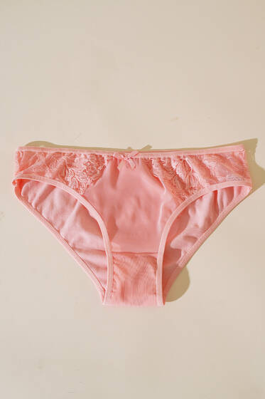Yanları Dantel Detaylı Bayan Külot Somon - İç Giyim